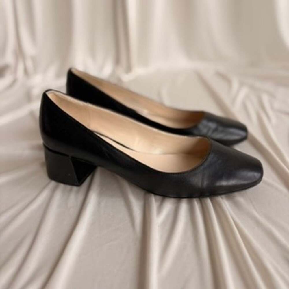 Karl Lagerfeld Paris 'Charee' Pumps - Black, , Genuine Leather, Size 8.5